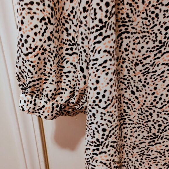 Animal Print Cynthia Rowley 1X blouse - Picture 2 of 6